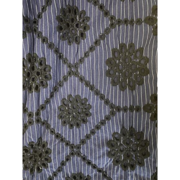 ETT TWA Anthropologie Embroidered Medallion Eyelet Wide Leg Pants Navy Blue 10P - Picture 8 of 9